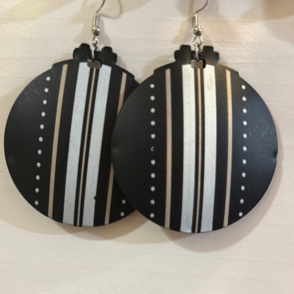 Elegant Black and Silver Striped Earrings.       (Nickel Free)